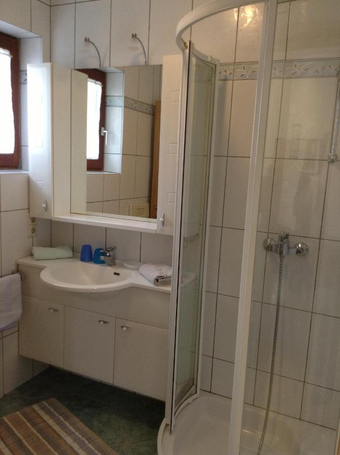 Ferienwohnungen Enzi Sekirn Buitenkant foto